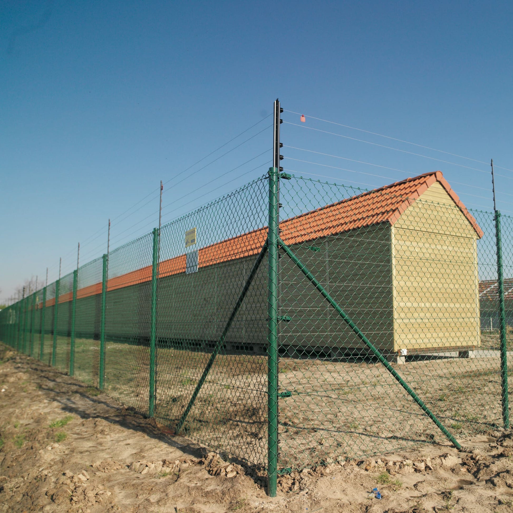 Harmonicagaas hekwerk installatie